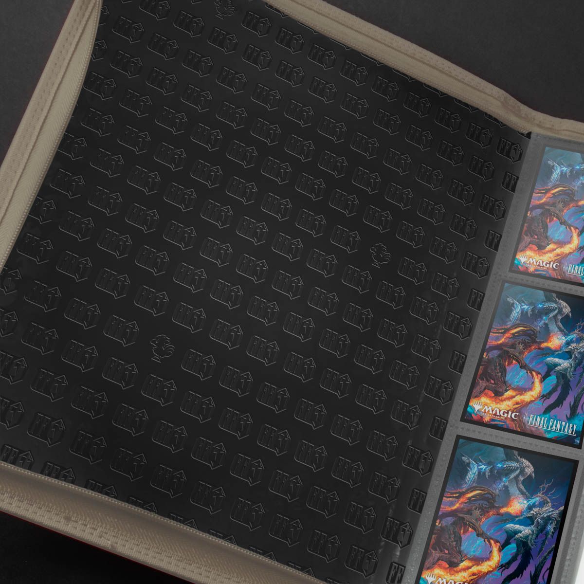 Ultra Pro: Magic the Gathering - FINAL FANTASY 9-Pocket Premium Zippered PRO-Binder MtG - Cloud